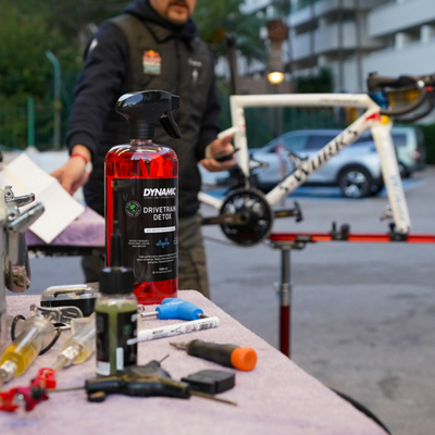 Red Bull - BORA - hansgrohe x Dynamic Bike Care 